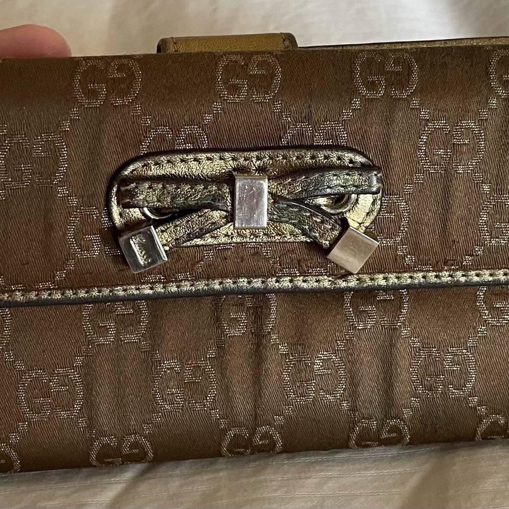 Authentic Gucci Wallet